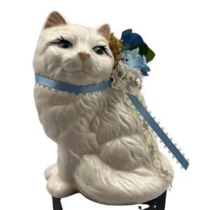 Vintage R.O.C. Artistic Gifts Ceramic White Persian Cat Figurine Taiwan Floral